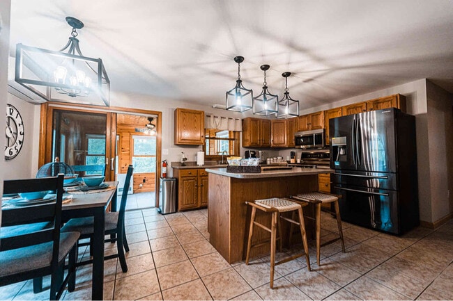 Building Photo - 38 Heron Cove Ln