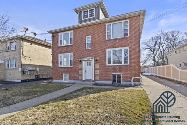 Building Photo - Furnished 2-Bedroom Apartment Minutes from Highmark Stadium