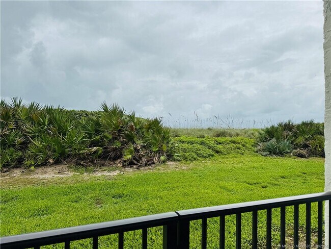 Building Photo - 9490 S Ocean Dr