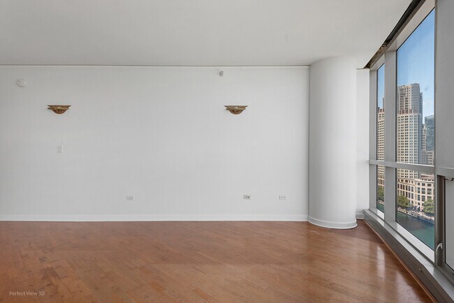Building Photo - 420 E Waterside Dr