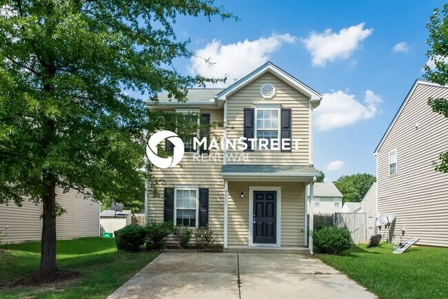 Building Photo - 3 Bedroom Pet-Friendly Home in Raleigh, NC with Main Street Renewal