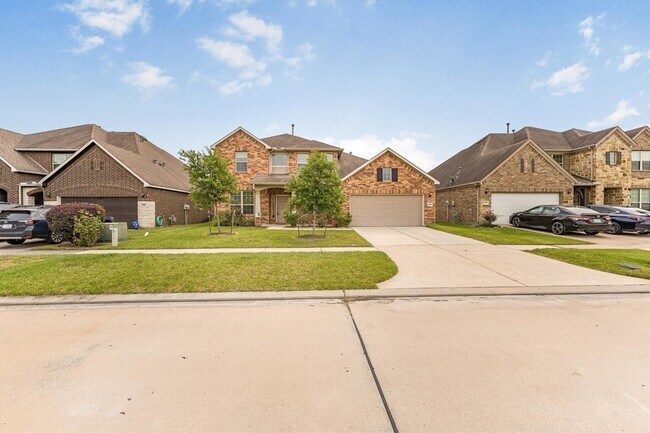 Building Photo - 24526 Raven Cliff Falls Dr
