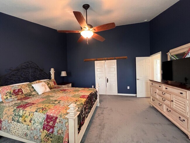 Building Photo - Heart's Desire End Unit Townhome 2700+ SqFt - Lowes Island