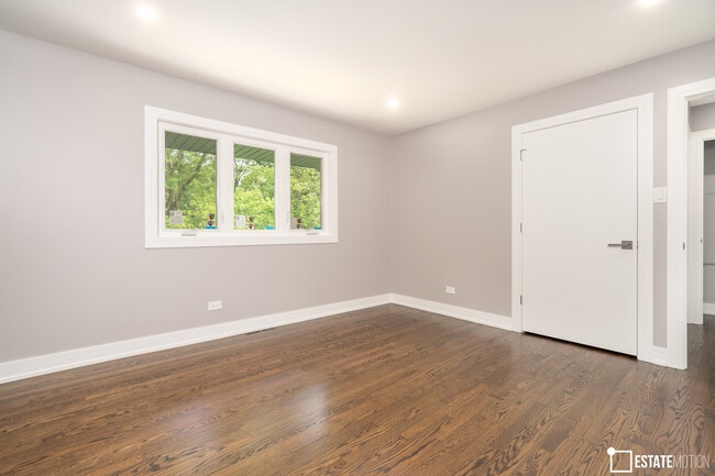 Building Photo - 12407 91st Ave