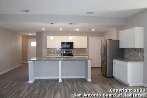 Building Photo - 6571 Beech Trail Dr