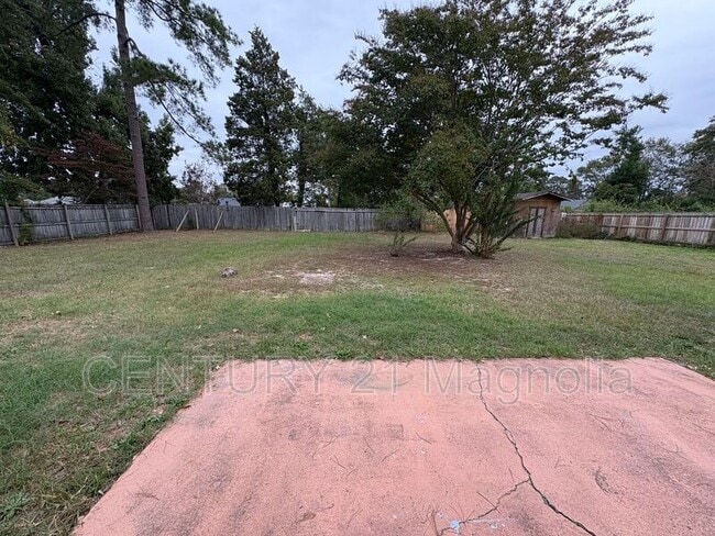 Building Photo - 500 Merrymont Dr