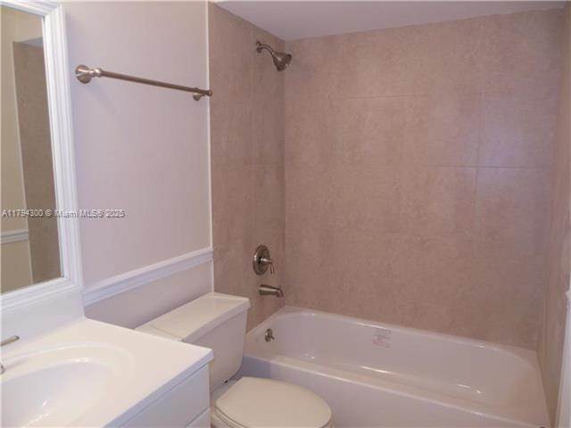Building Photo - 8510 SW 149th Ave