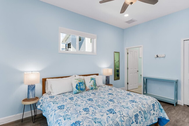 Building Photo - 19914 Gulf Blvd