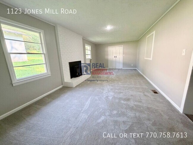 Building Photo - 1123 Jones Mill Rd