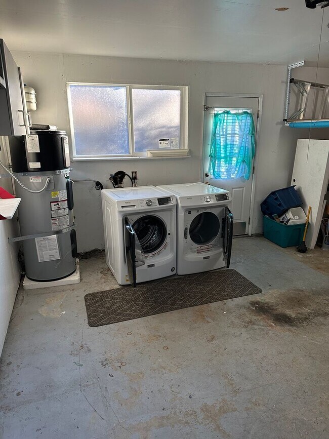 Building Photo - 3735 N Baltimore St