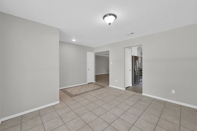 Building Photo - 28903 Atherstone St