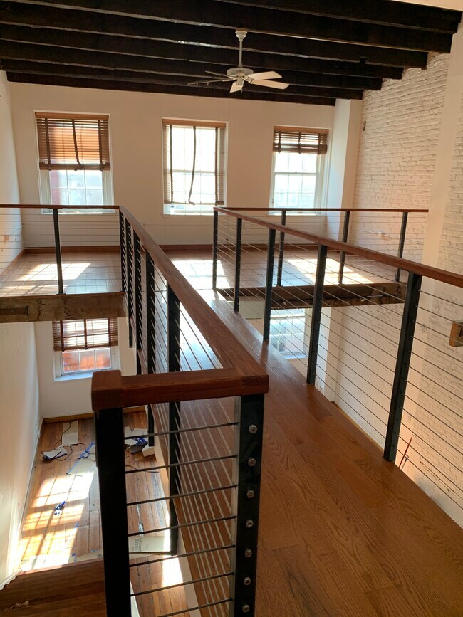 Building Photo - 111 Church St