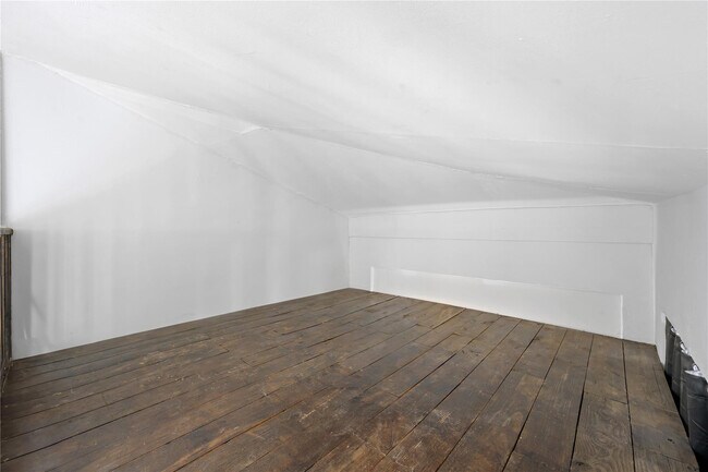 Building Photo - 1797 St