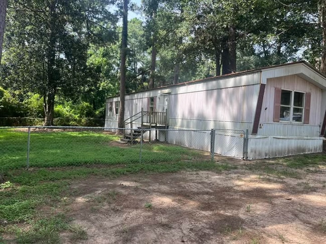Building Photo - 231 Co Rd 2779