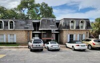 Building Photo - 851 Bert Rd