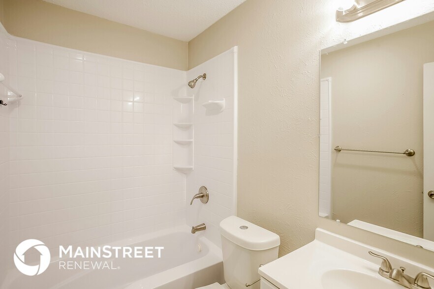 Building Photo - 1427 Caladium Dr