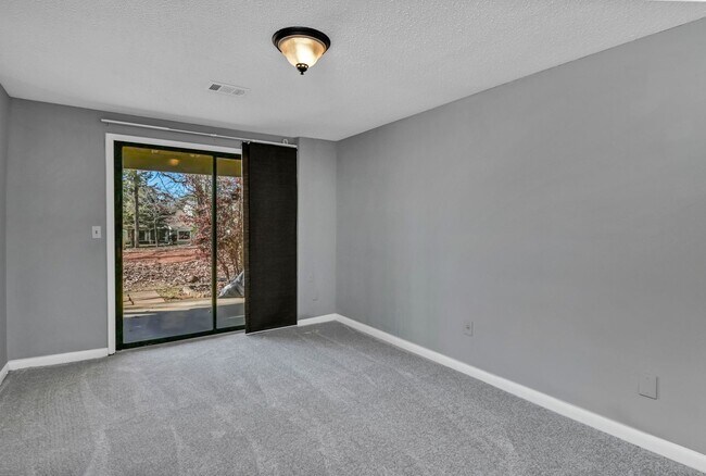Building Photo - 103 Leeward Rd