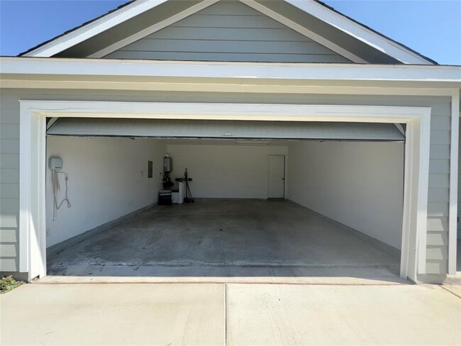 Building Photo - 2218 Cumulus Ct