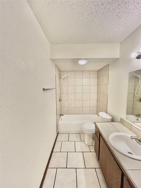 Building Photo - 309 Falcon Ct