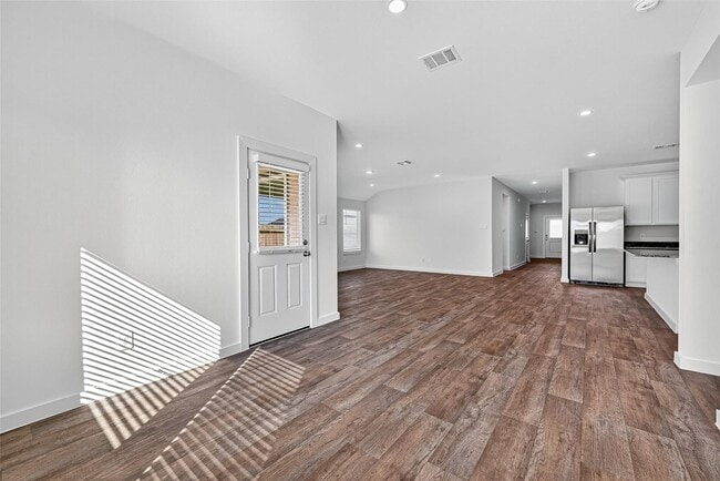 Building Photo - 4215 Russet Elm Ln