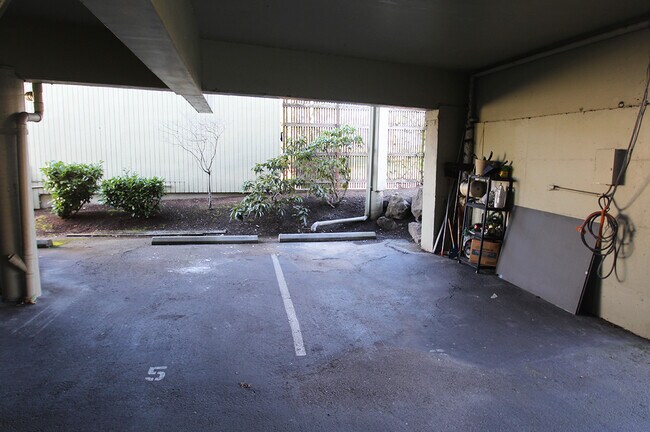 Building Photo - 15 4th Ave.