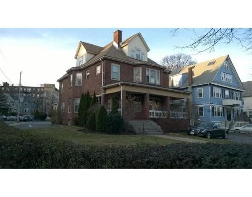 Building Photo - 1851 Commonwealth Ave