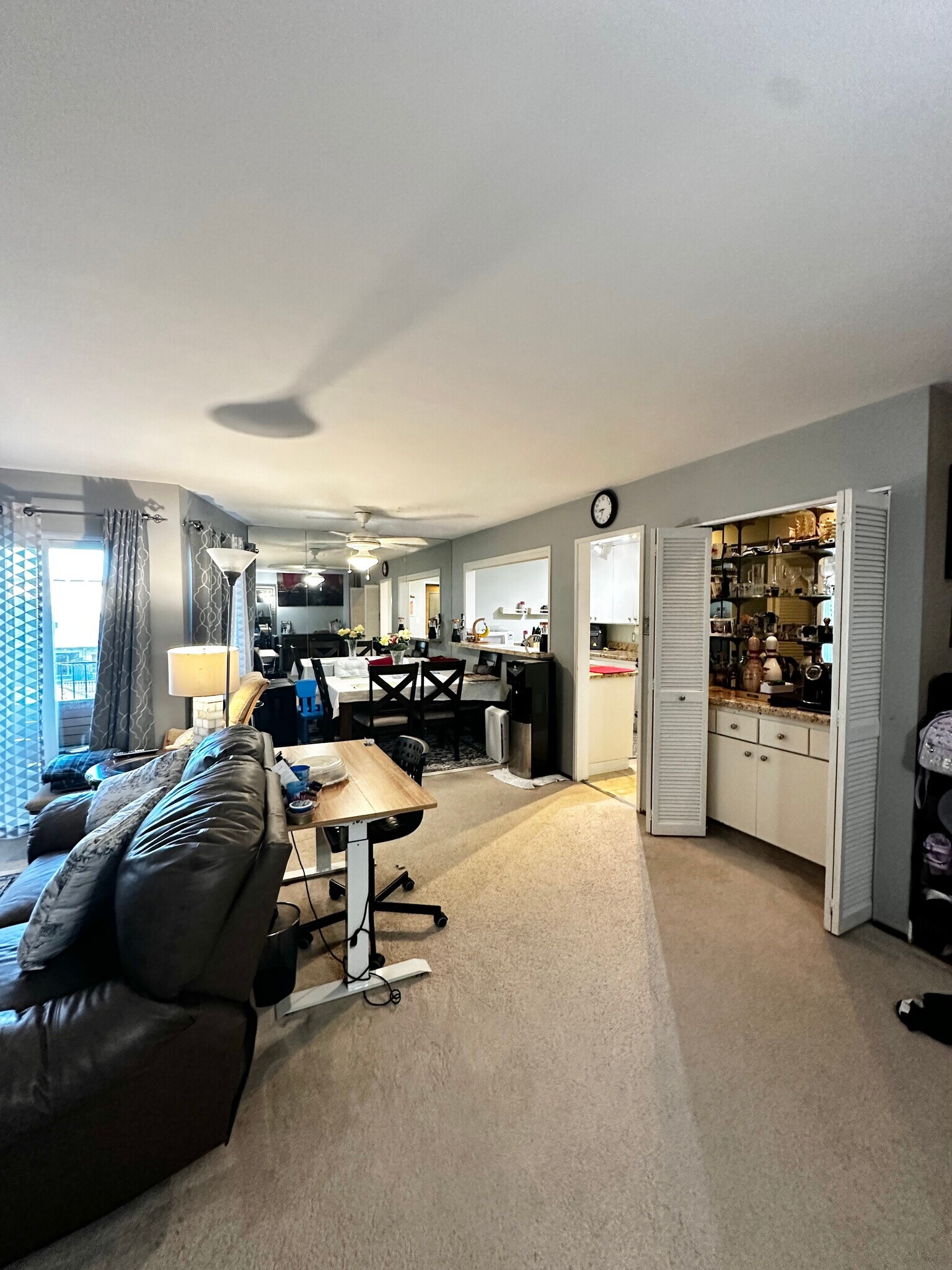 Building Photo - 932 Peninsula Ave