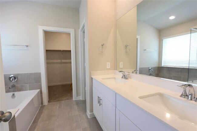 Building Photo - 1467 Waggoner Rnch Trl