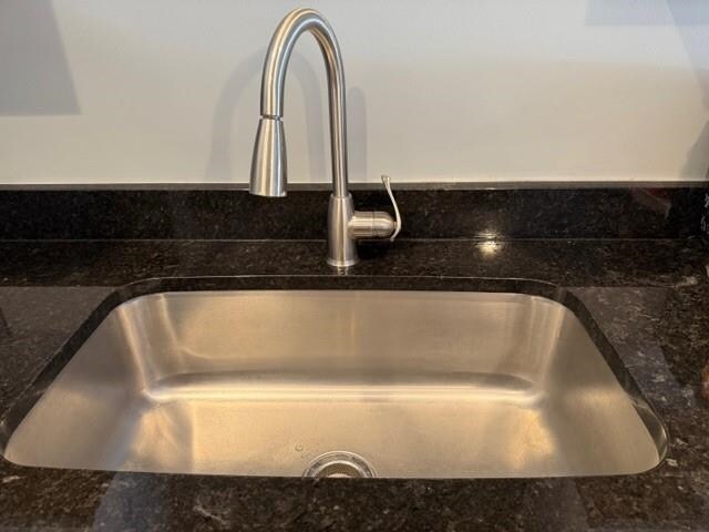 Building Photo - 1 Camelia Ave