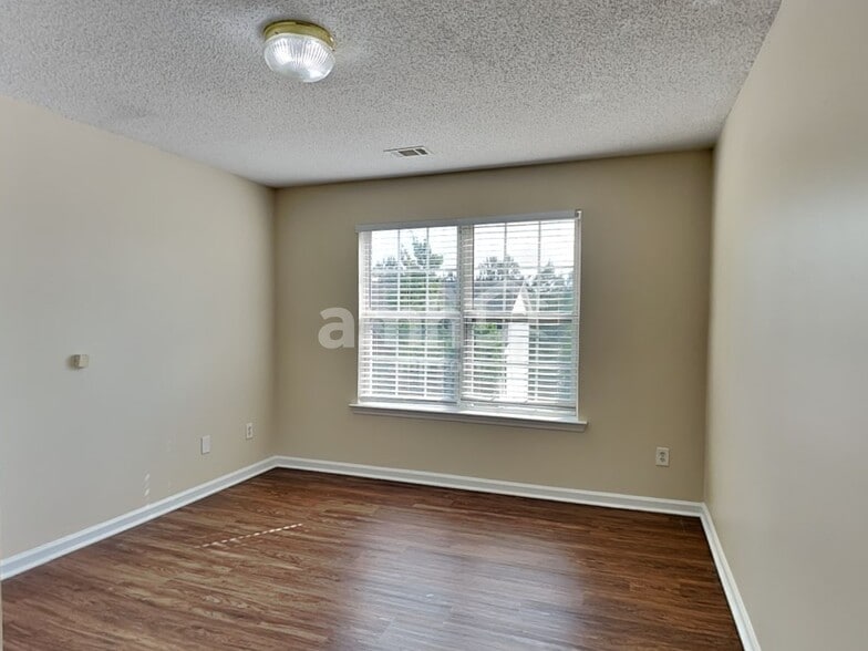 Building Photo - 291 Beckenham Ln