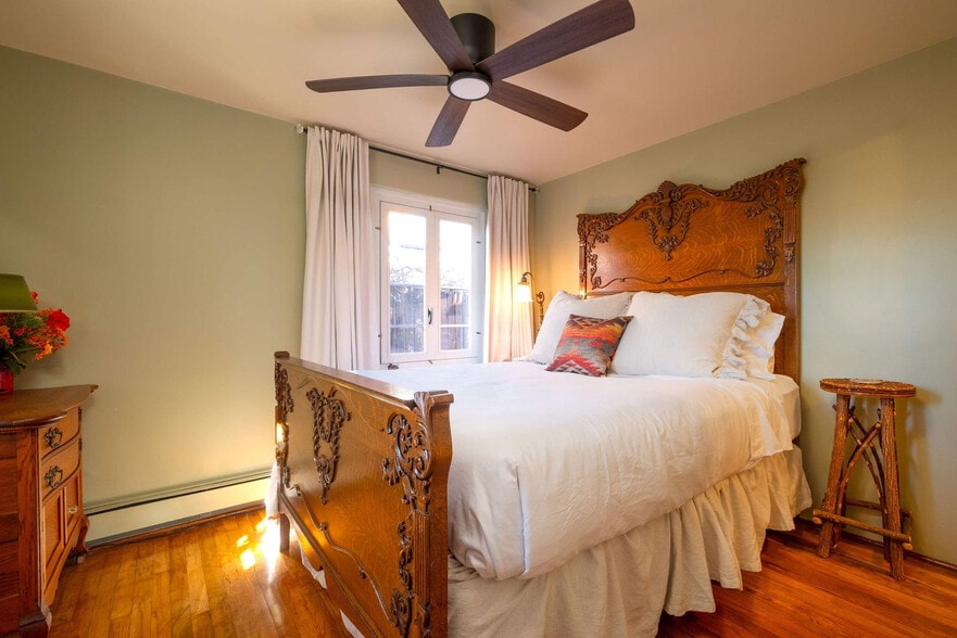 Building Photo - 325 Sena St