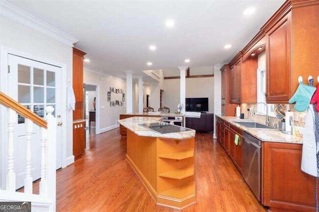 Building Photo - 160 Clipper Bay Dr