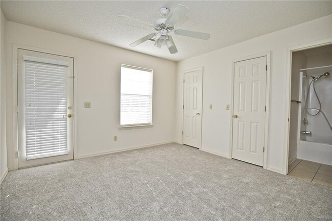 Building Photo - 816 Kinkade Pl