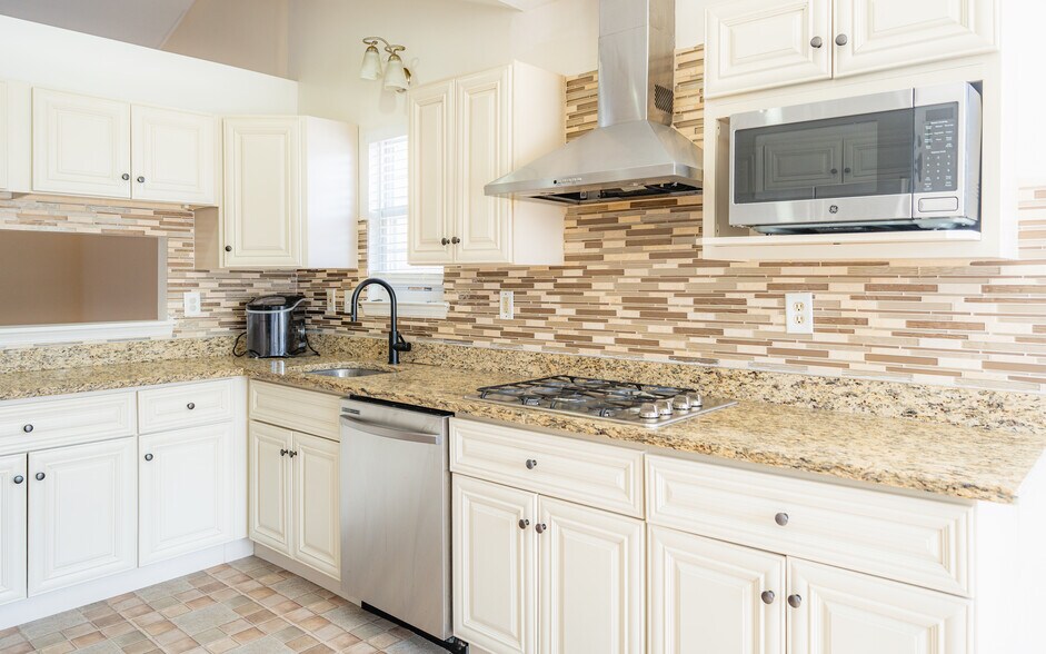 Building Photo - 1111 Merganser Ct