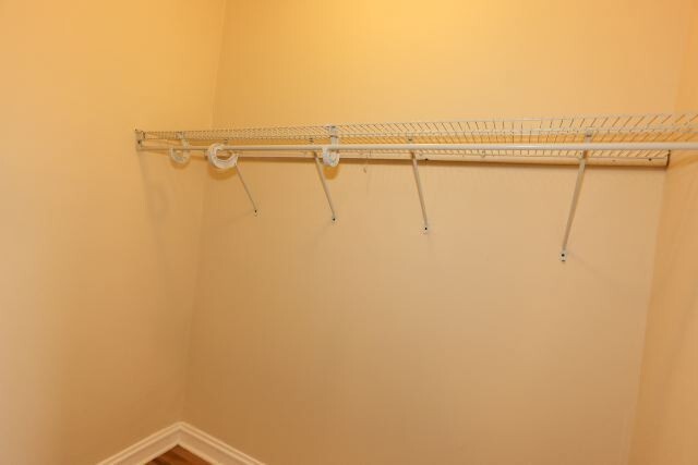 Building Photo - 4349 N Damen Ave