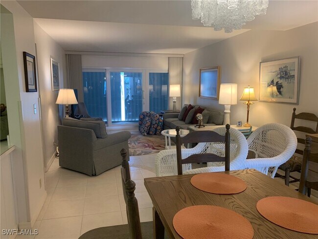 Building Photo - 3443 Gulf Shore Blvd N