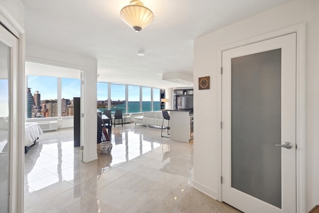 Building Photo - 505 N Lake Shore Dr