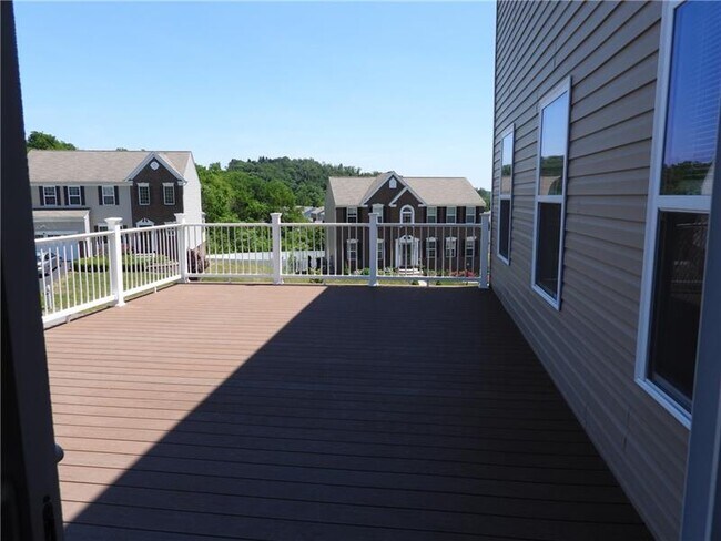 Building Photo - 1345 Sandstone Dr