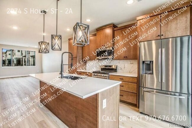 Building Photo - 2074 S Holly St