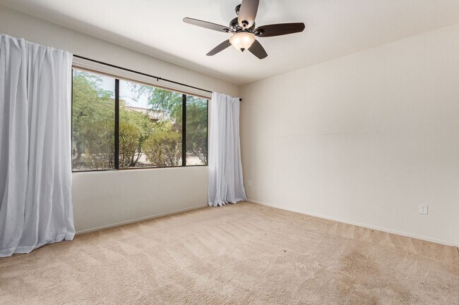 Building Photo - Beautiful 2 bed/2bath condo in Scottsdale!!