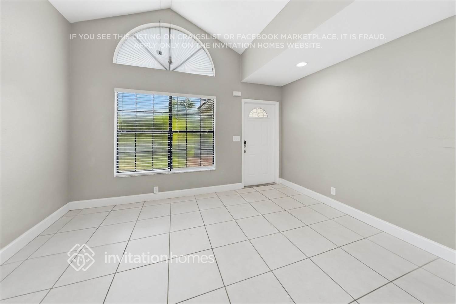 Building Photo - 12162 NW 23rd Manor