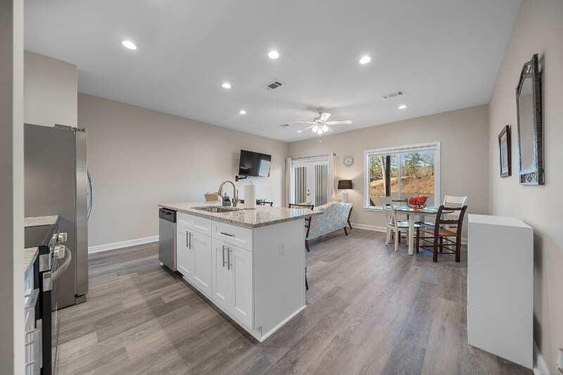 Building Photo - 167 Pebble Beach Pl