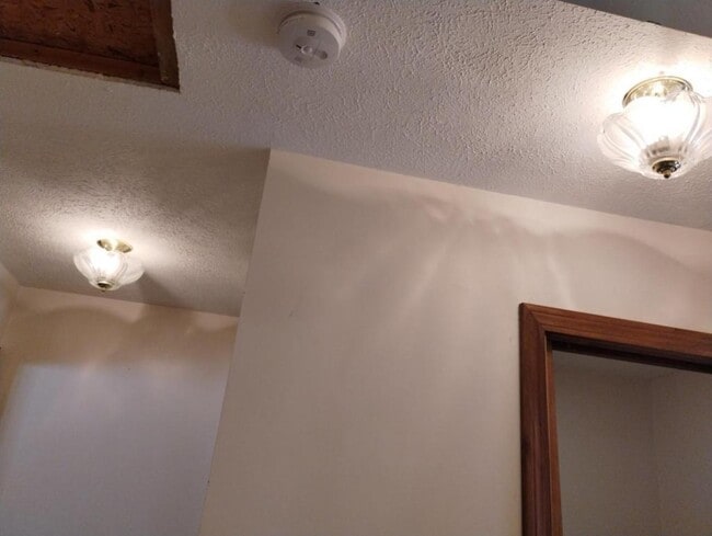 Building Photo - 20277 Emery Rd