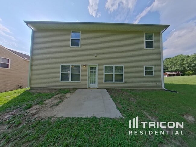 Building Photo - 2816 Forest Grove Ct