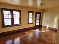 Building Photo - 108/110 Shelter Street