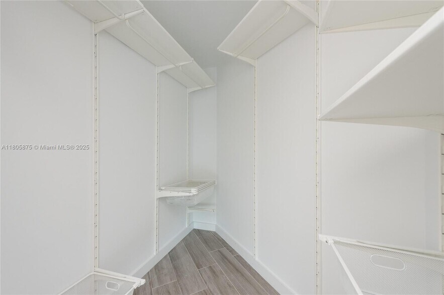 Building Photo - 4250 Biscayne Blvd