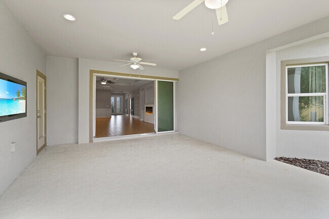 Building Photo - 202 Messina Pl