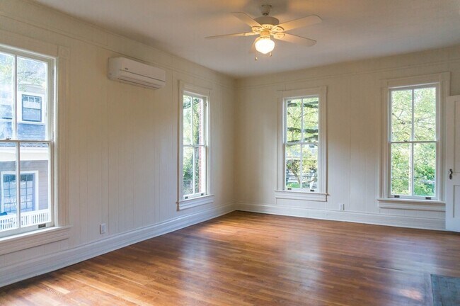 Building Photo - 15 Bearden Ave