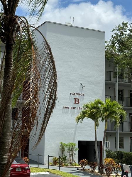 Building Photo - 1301 SW 134th Way