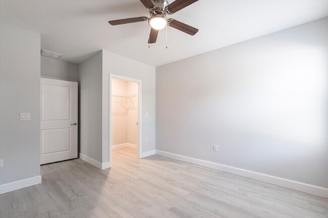 Building Photo - BRAND NEW Construction, 3 bed / 2 bath Ren...